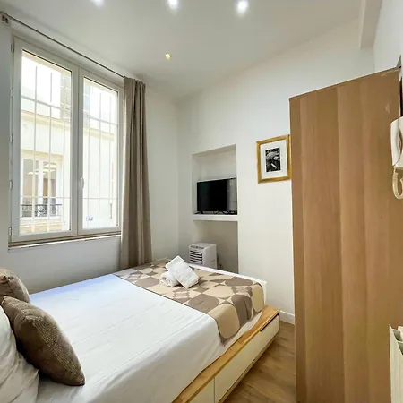32 Atelier Fashion Apartment *