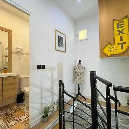 32 Atelier Fashion Apartment *