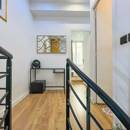 Apartment 32 Atelier Fashion *